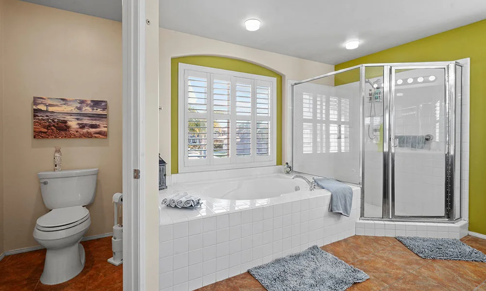 Female Sober Living Bathroom